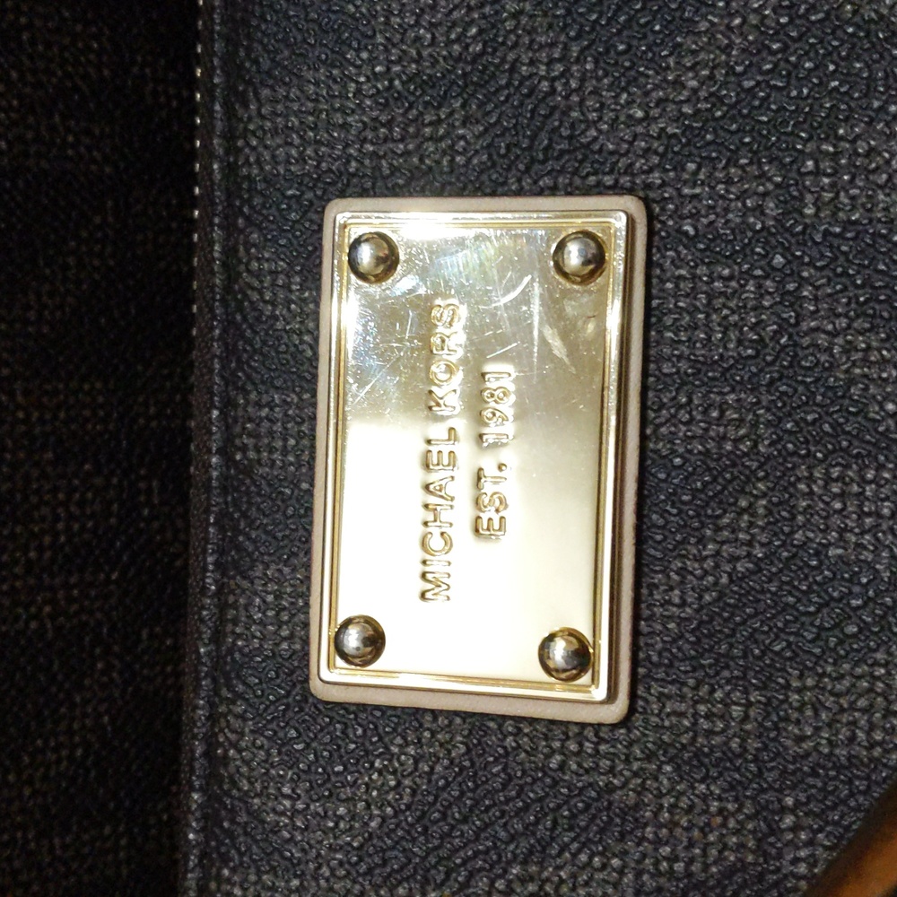 Michael kors Hamilton purse and wallet - Picture 3 of 16